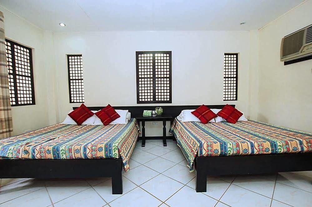 Reddoorz Premium @ Ouan'S The Farm Resort Lucena Eksteriør bilde